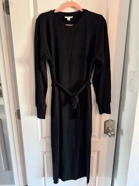 Topshop Black Long-Sleeve Knit Belted Midi Dress